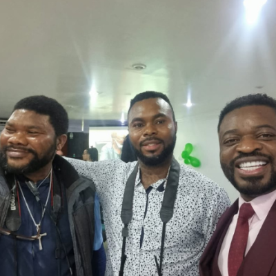 Oluwatosin Tolulope Ajidahun orienta sobre os efeitos do anticoncepcional injetável e o tempo necessário para a recuperação da fertilidade.