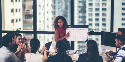 A educação de jovens e adultos transforma realidades, como reforça o Instituto Econacional.
