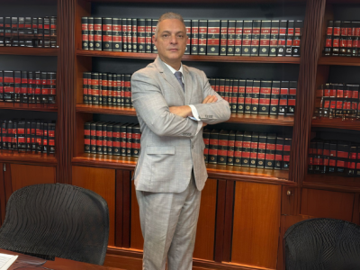 Leonardo Manzan avalia os desafios tributários e regulatórios para impulsionar a mobilidade elétrica no Brasil.