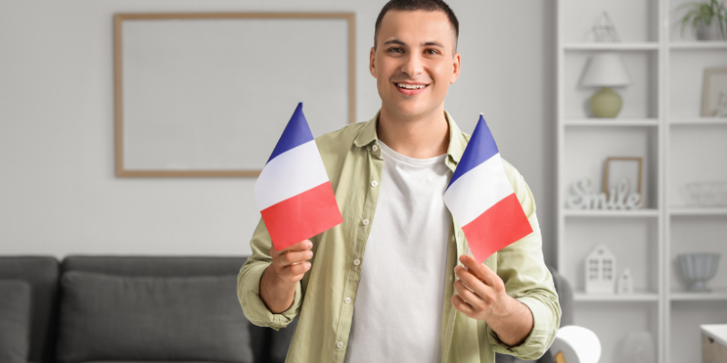 Leonardo Rocha de Almeida Abreu apresenta o charme do sul da França, onde elegância e paisagens se encontram.
