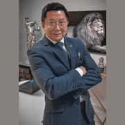 Milton Seigi Hayashi analisa a cirurgia plástica no sistema de saúde.