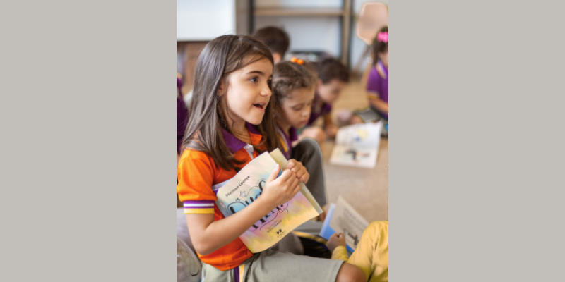 O desenvolvimento de habilidades socioemocionais na escola com a Sigma Educação e Tecnologia Ltda mostra caminhos práticos para iniciar essa transformação no ambiente educacional.